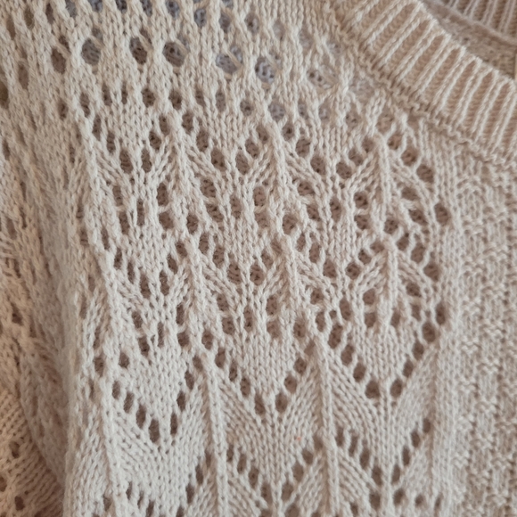 4/$15 SALE Xhilaration | Pale Pink Knit Crochet Sweater EUC Medium Open Back - Picture 7 of 8